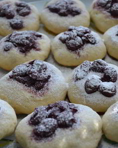 Печенье с вишней и с шоколадом