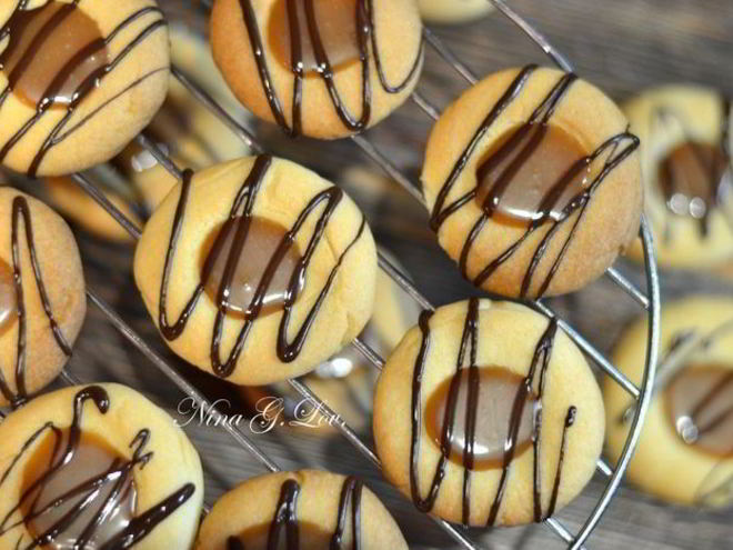 Рецепт песочного печенья с карамелью