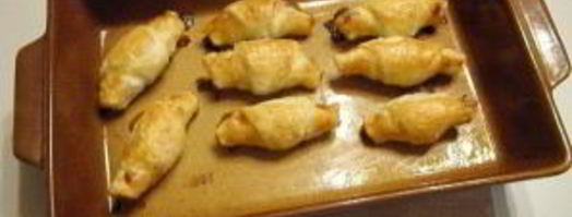 рогалики из слоеного теста. Шаг 5