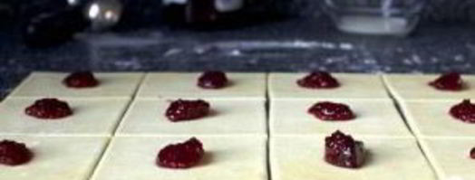 рогалики с джемом и сыром. Шаг 2