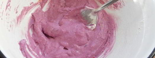 творожный десерт с печеньем и черникой. Шаг 4