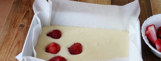 бисквитный пирог с клубникой. Шаг 7