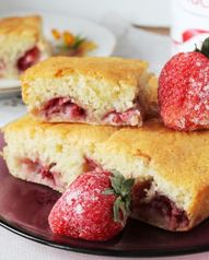 Пироги с клубникой