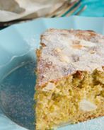 Грушевый пирог с миндалем и имбирем