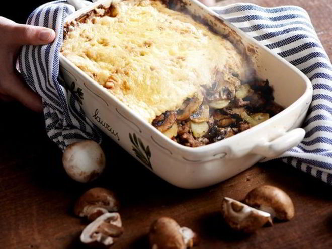 Рецепт картофельного пирога с мясом и грибами