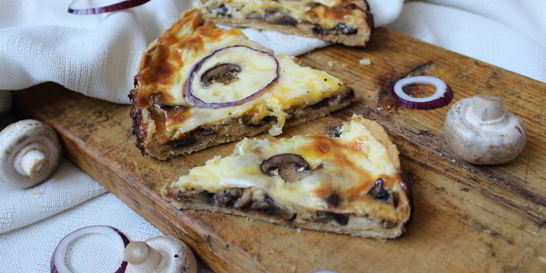 Киш с грибами