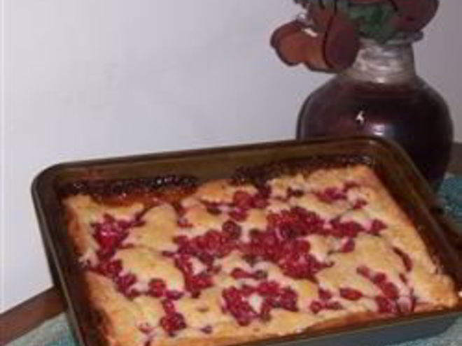 Рецепт легкого вишневого пирога