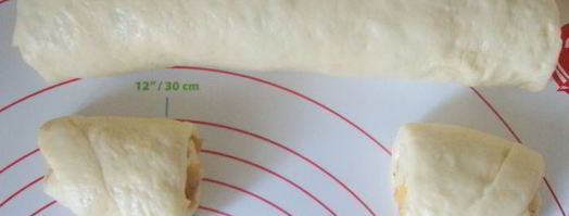 медовый пирог с карамелизированными яблоками и корицей. Шаг 4