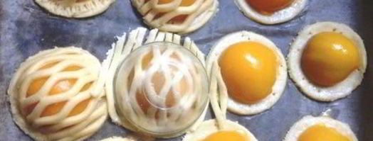 мини-пироги с персиками. Шаг 7