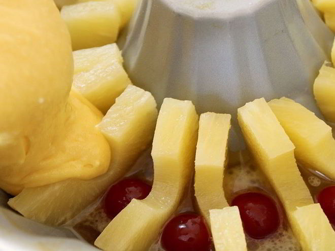 Рецепт пирога-перевертыша с ананасами