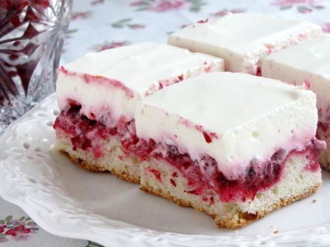 Рецепт пирог с брусникой и сметаной