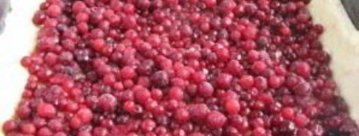 пирог с брусникой и сметаной. Шаг 6