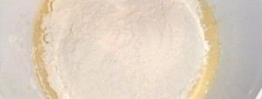 пирог с клубникой в мультиварке. Шаг 4