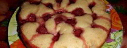 пирог с клубникой в мультиварке. Шаг 9