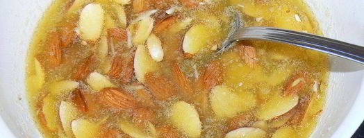 пирог с кукурузными хлопьями и миндалем. Шаг 6