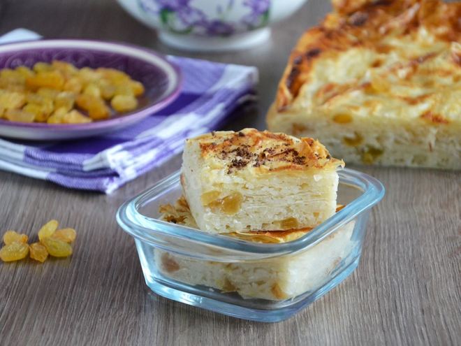 Рецепт пирога с рисом и изюмом