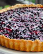 Пирог со смородиной из песочного теста