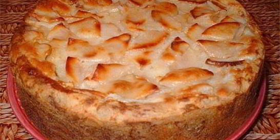 Пирог Вверх дном с яблоками