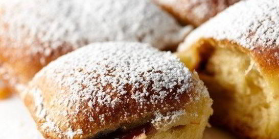 Пироги с черносливом