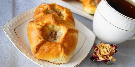 Вак-белиш — маленький пирог с мясом