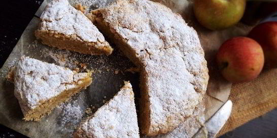 Яблочно-овсяный пирог