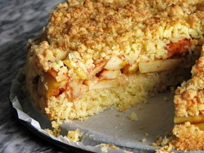 Рецепт яблочного пирога с крошкой