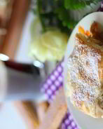 Яблочный пирог с печеньем савоярди