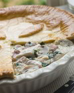 Закрытый пирог с телятиной и белыми грибами