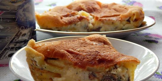 Заливной пирог на кефире в мультиварке