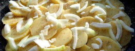 золотистый заливной пирог с рыбой. Шаг 12