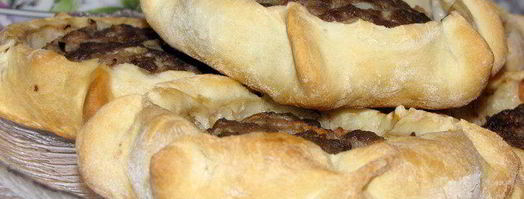 арабские открытые пирожки с мясом. Шаг 6