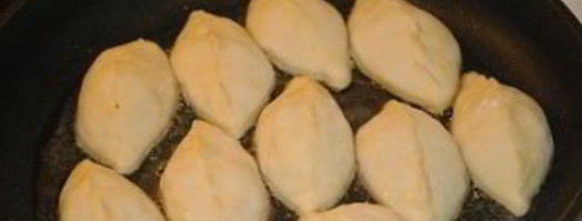 дрожжевые пирожки на сковороде. Шаг 3