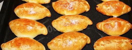 дрожжевые пирожки с малиной в духовке. Шаг 11