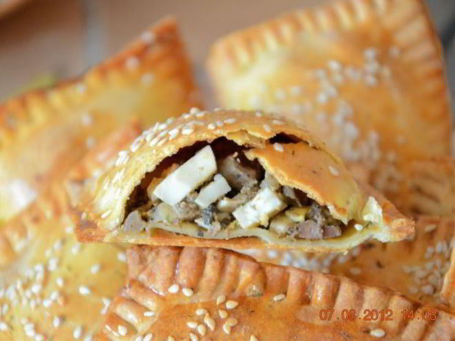 Рецепт греческих пирожков с потрошками