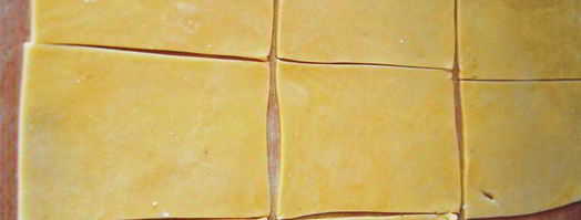 греческие пирожки с потрошками. Шаг 8