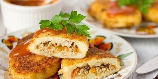 Картофельные пирожки с фаршем