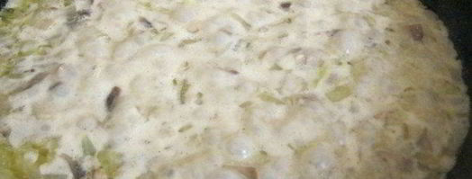 картофельные пирожки с грибным соусом. Шаг 7