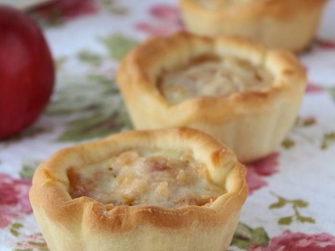 Рецепт мини-пирожков с яблоками