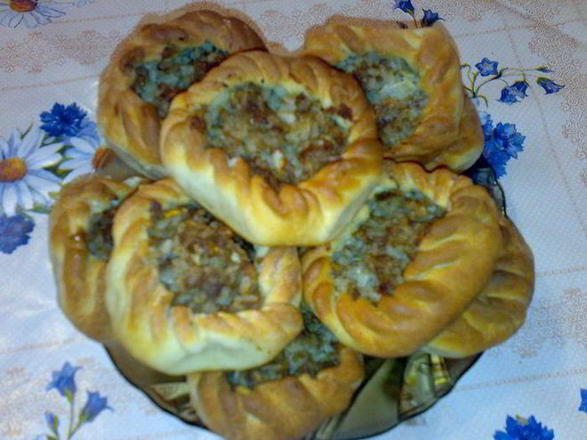 Рецепт открытые пирожки с мясом и рисом