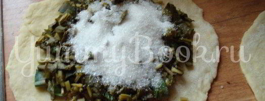 открытые пирожки с щавелем. Шаг 3