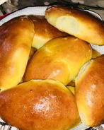 Печеные пирожки с картофелем и луком-яйцом