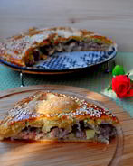 Пирог с индейкой и картофелем