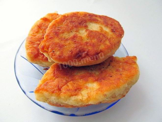 Рецепт пирожков на молоке на сковороде