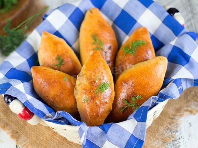 Рецепт пирожков на воде в духовке с капустой