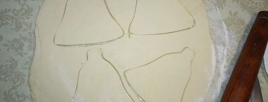 пирожки праздничные колокольчики. Шаг 2