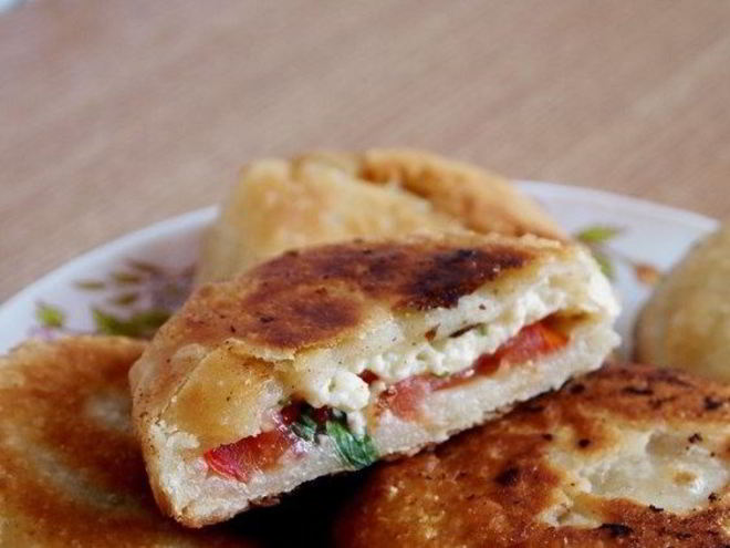 Рецепт пирожков с брынзой и зеленью