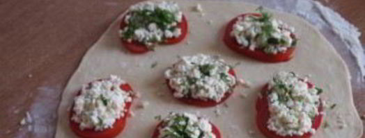 пирожки с брынзой и зеленью. Шаг 3