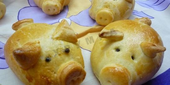 Пирожки с фаршем в духовке Румяные Хрюшки