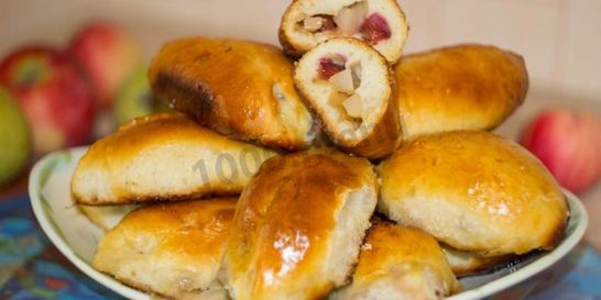 Пирожки с фруктами в духовке