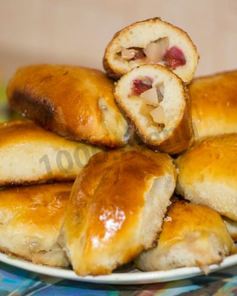 Пирожки с фруктами в духовке